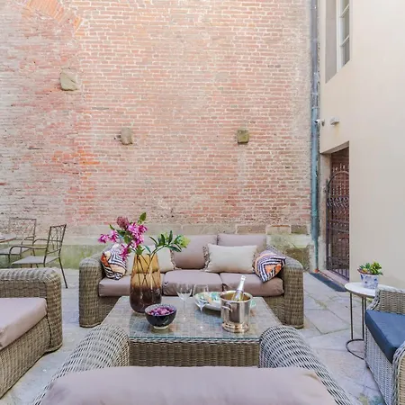 Appartamento Vissi D Arte An With Garden Lucca